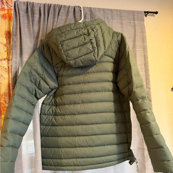 NWT Women’s Size Small Fjallraven Expedition Pack Down AnorakGreen Puffer Jacket - Picture 10 of 10